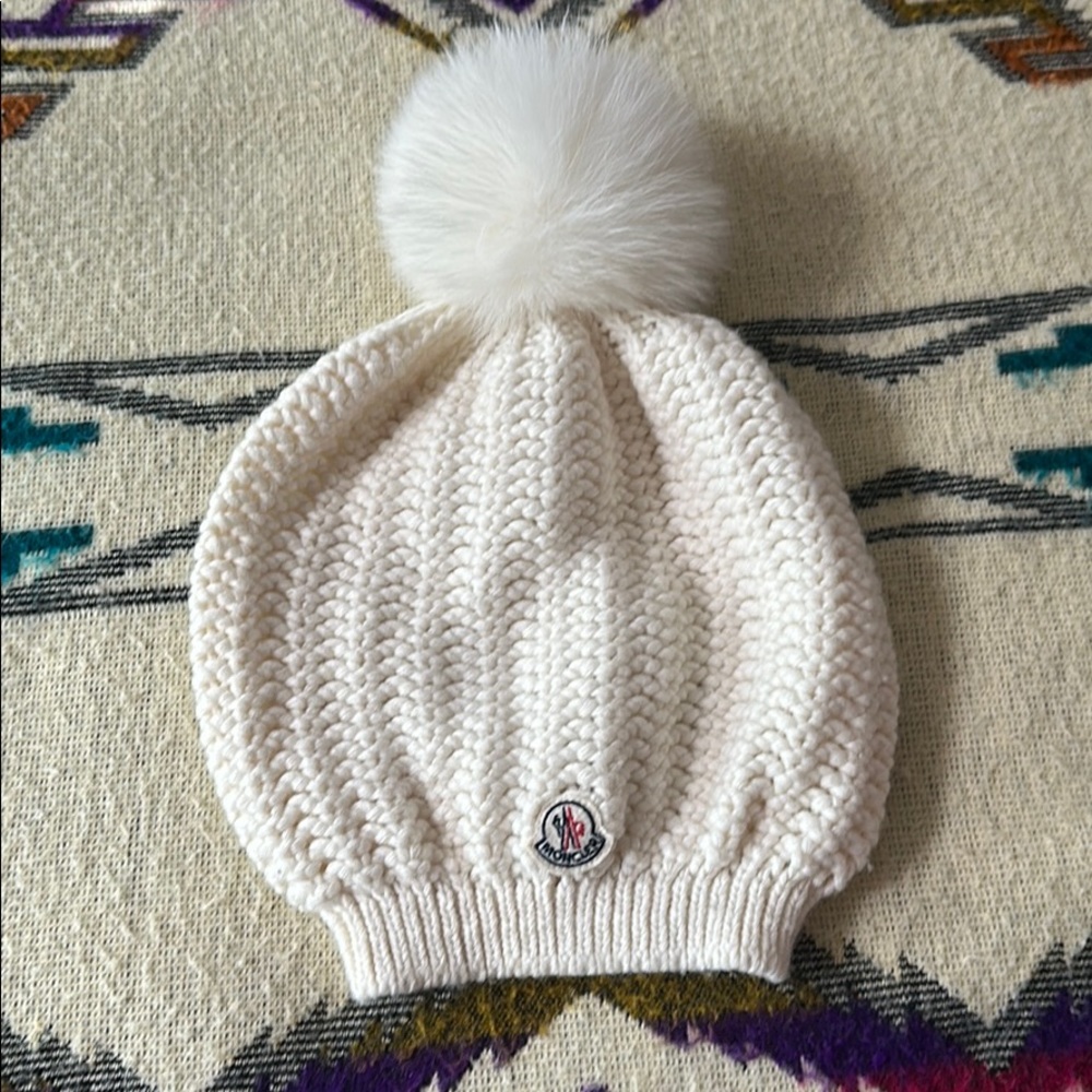 Moncler Cream Knit Beanie Like New